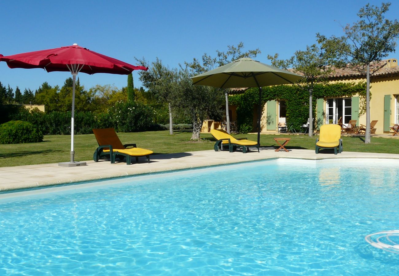 Villa in Mouriès - Vacation rental with heated  pool Mouries LS1-140