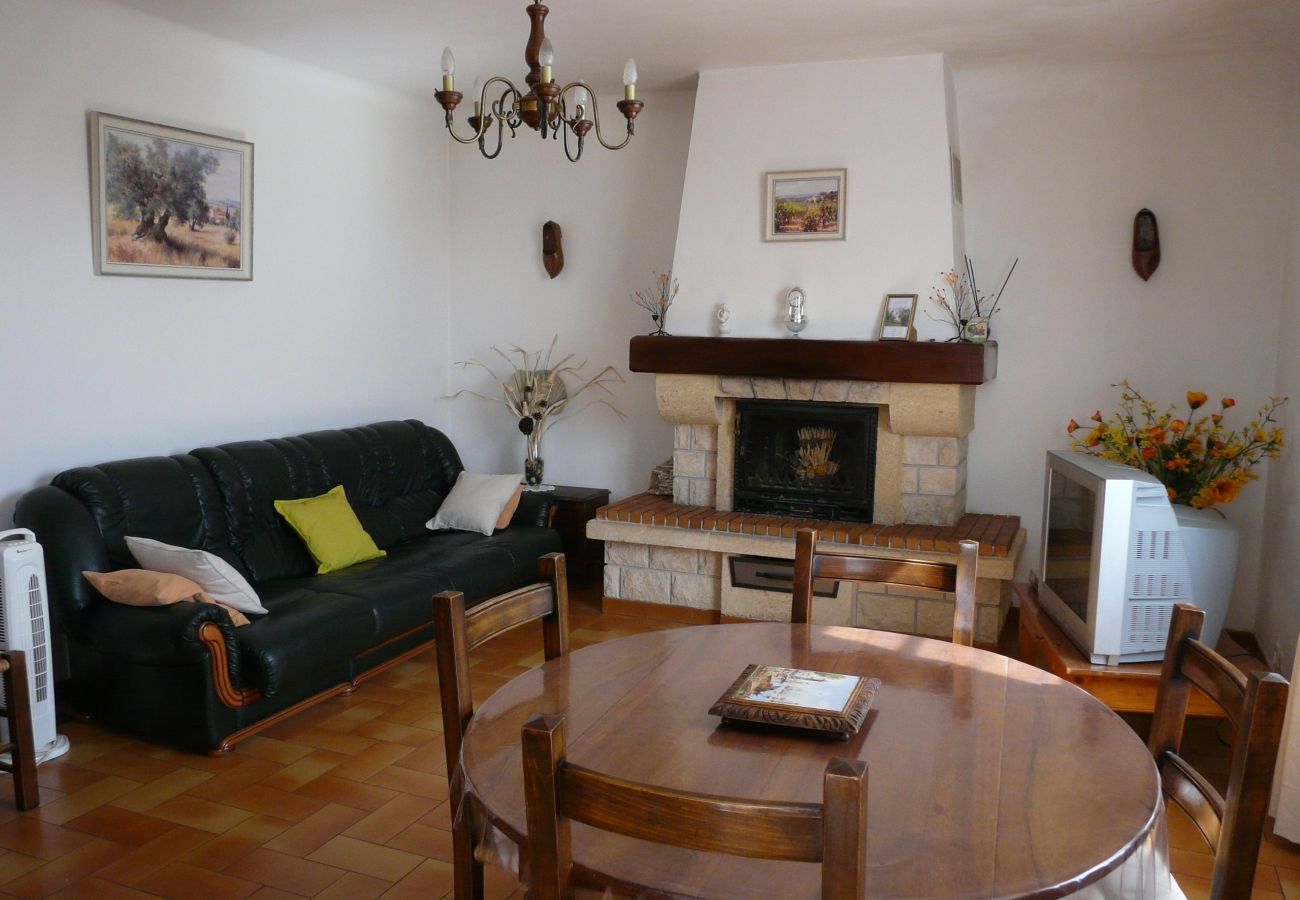 Vacation rental CABRIERES D'AVIGNON house to rent living room