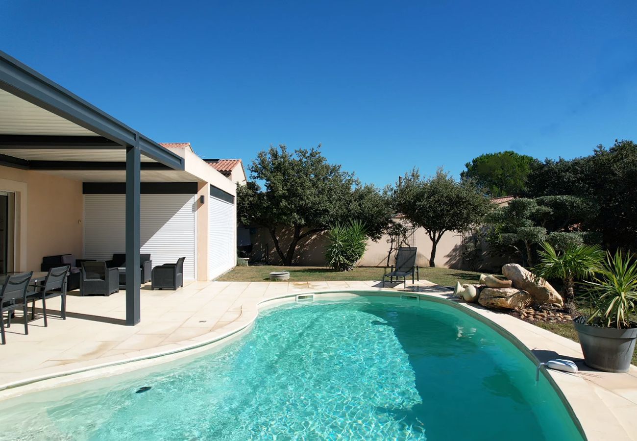 Villa in Aureille - Vacation rental house with pool AUREILLE LS1-300