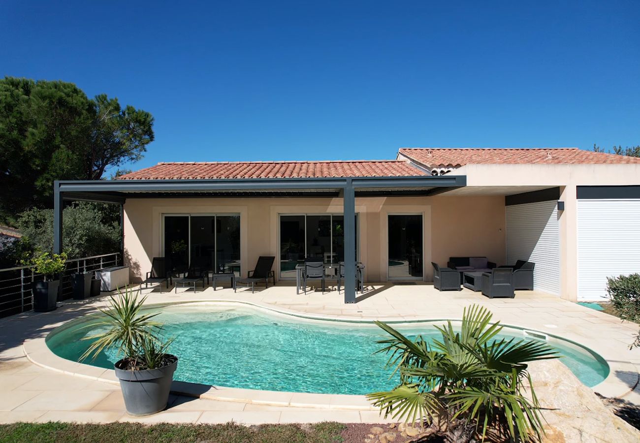 Villa in Aureille - Vacation rental house with pool AUREILLE LS1-300