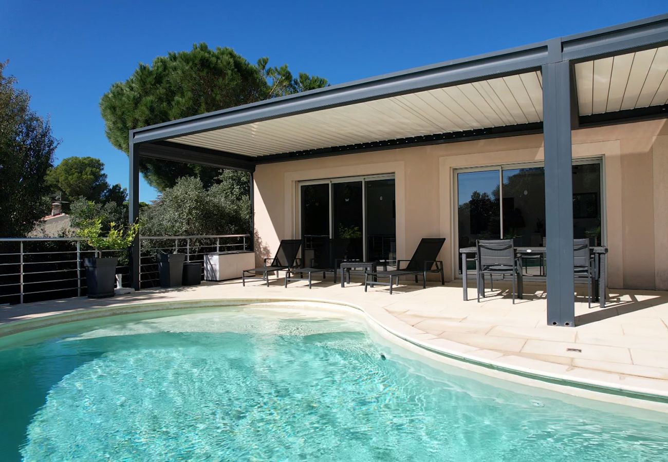 Villa in Aureille - Vacation rental house with pool AUREILLE LS1-300