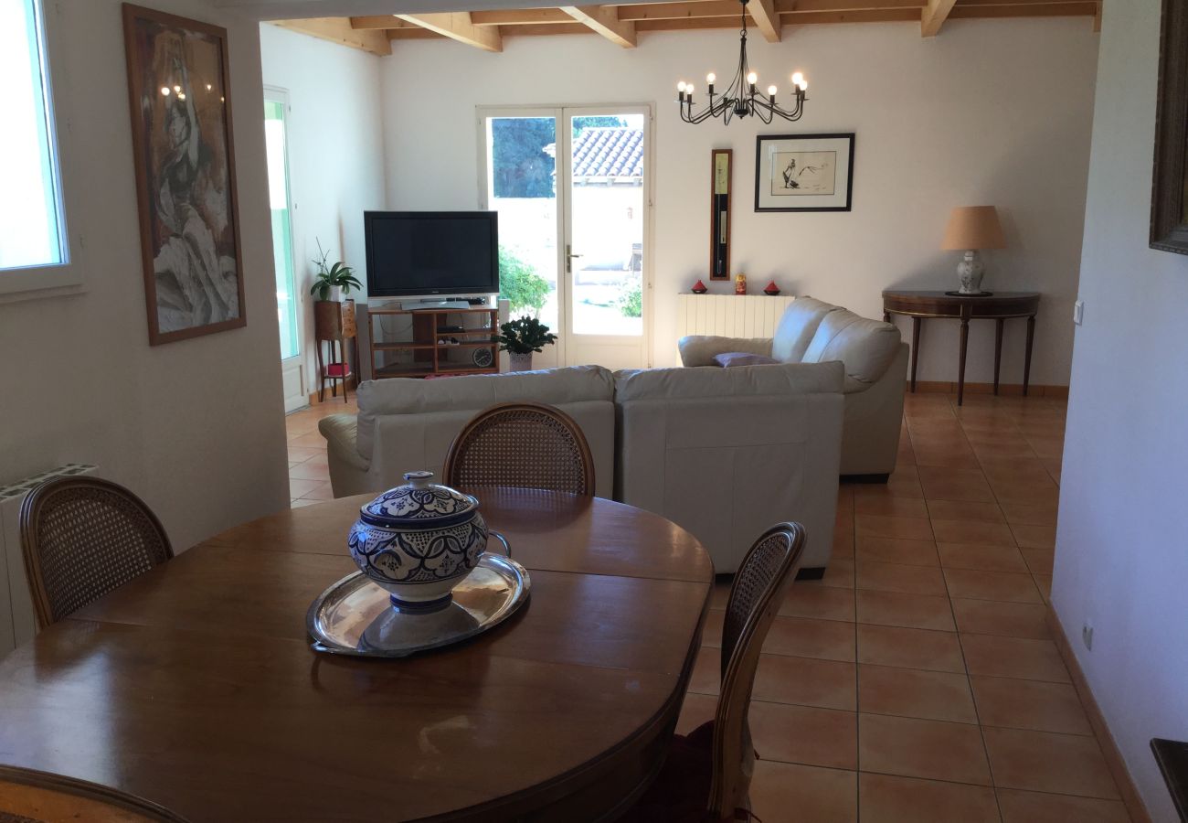 Villa in Mouriès - Vacation rental house with pool MOURIES LS1-298