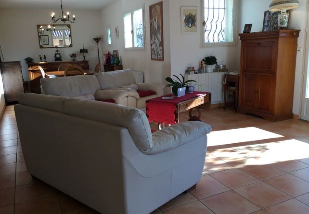 Villa in Mouriès - Vacation rental house with pool MOURIES LS1-298