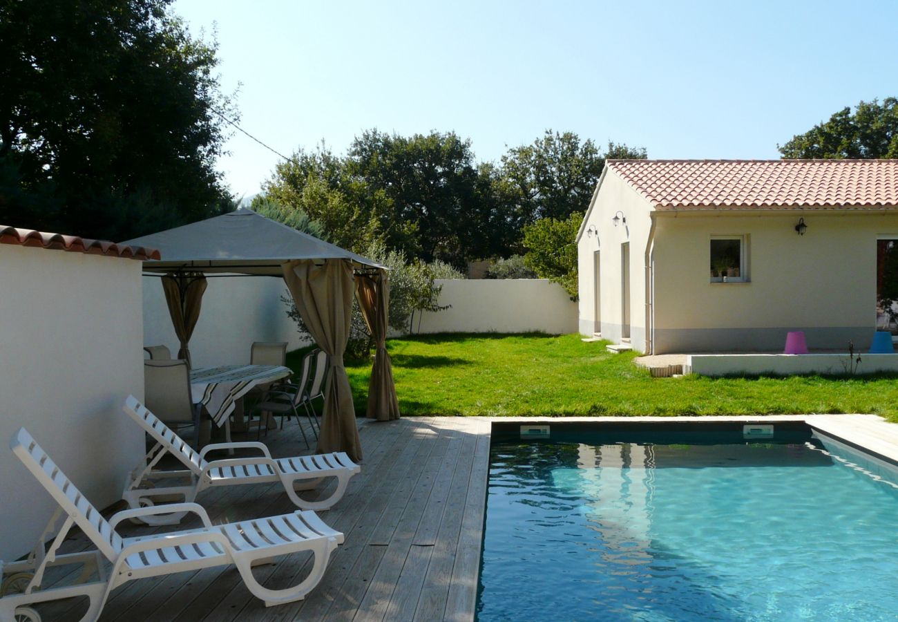 House in Maubec - Vacation rental house with pool MAUBEC LS2-188