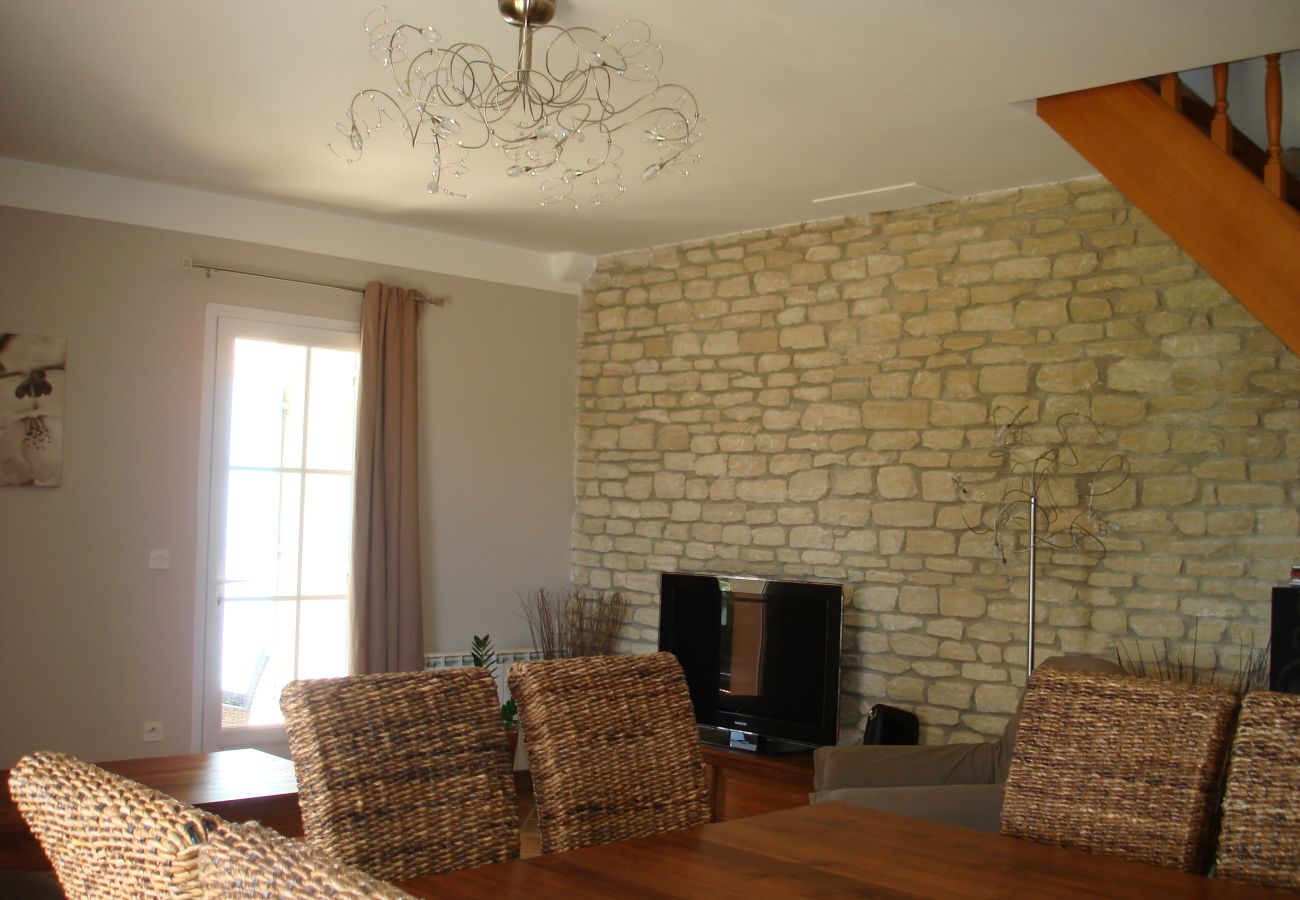 House in Bonnieux - Vacation rental house with pool BONNIEUX LS2-209