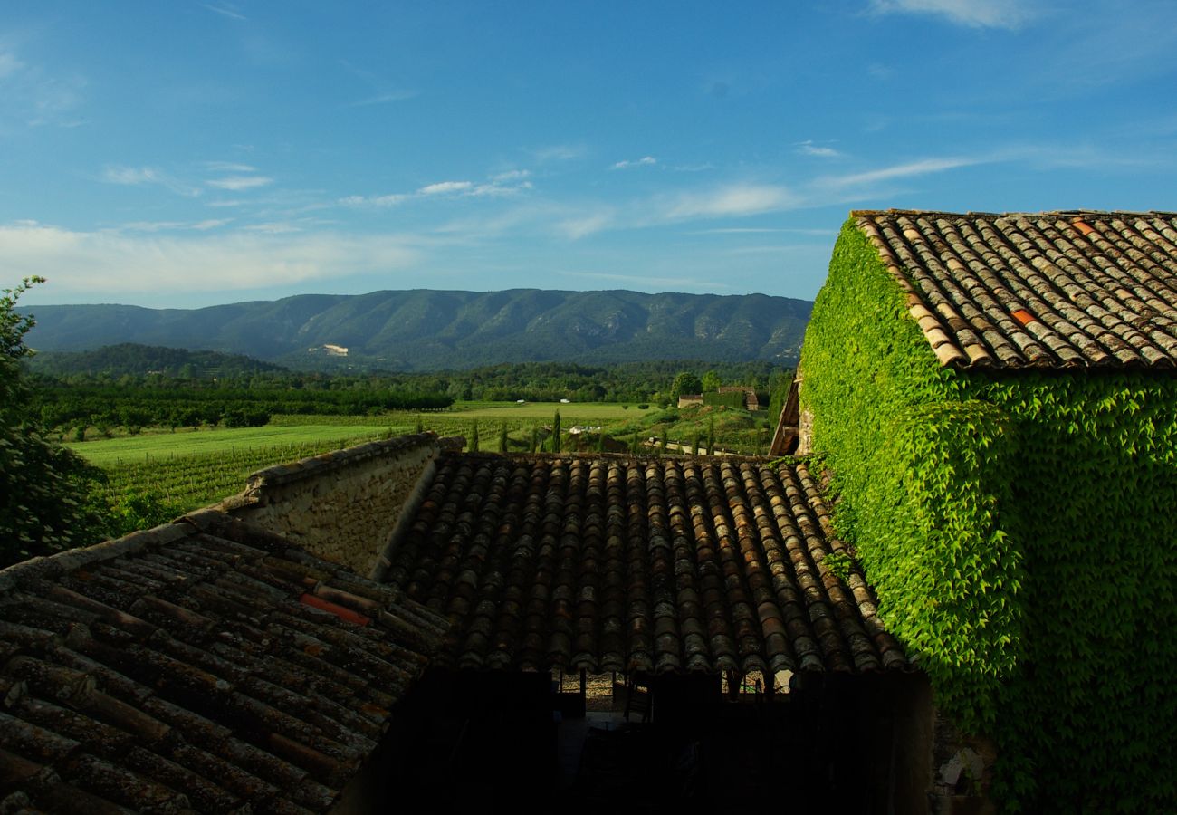 Villa in Gordes - Vacation rental house with pool GORDES LS2-107