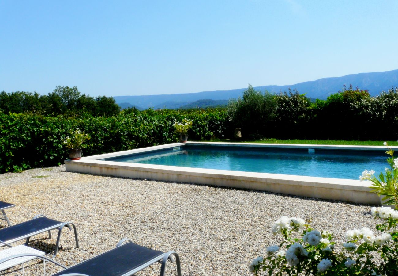 Villa in Gordes - Vacation rental house with pool GORDES LS2-107