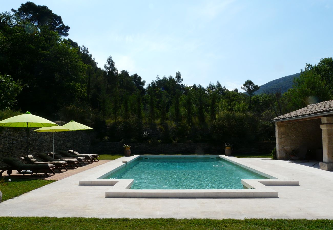 Villa in Lacoste - Vacation rental house with pool LACOSTE LS2-239