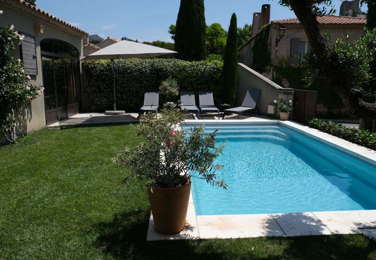 Villa in Aureille - Vacation rental house with pool AUREILLE LS1-277