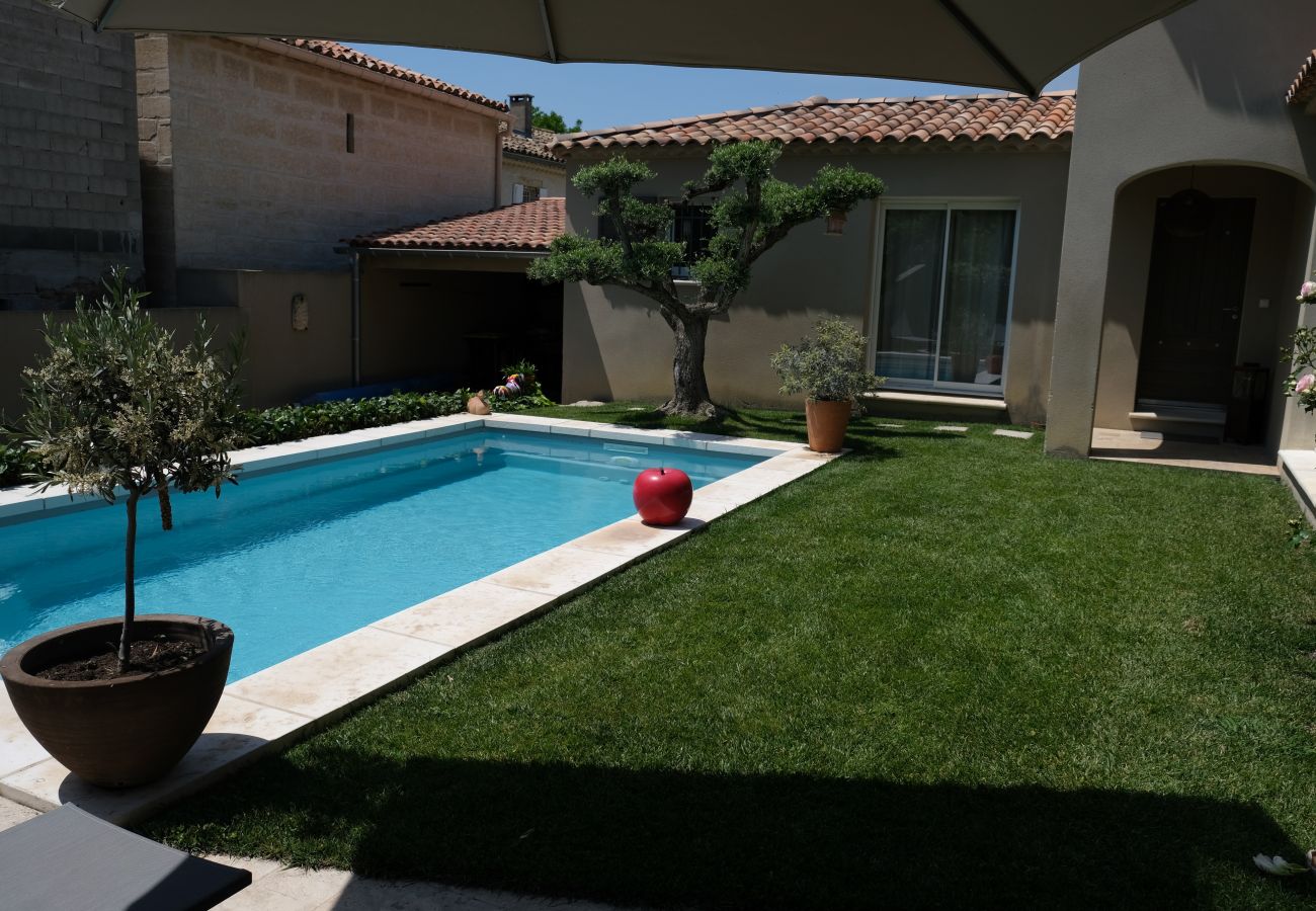 Villa in Aureille - Vacation rental house with pool AUREILLE LS1-277