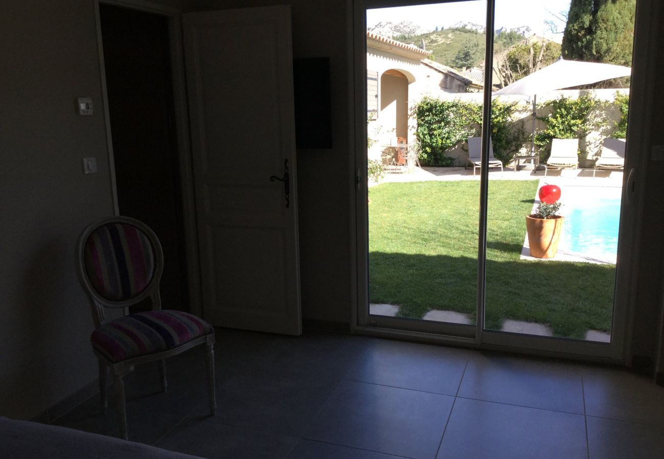 Villa in Aureille - Vacation rental house with pool AUREILLE LS1-277