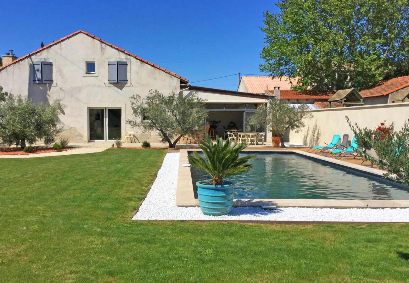 Holiday rental LES VIGNÈRES house for rent pool