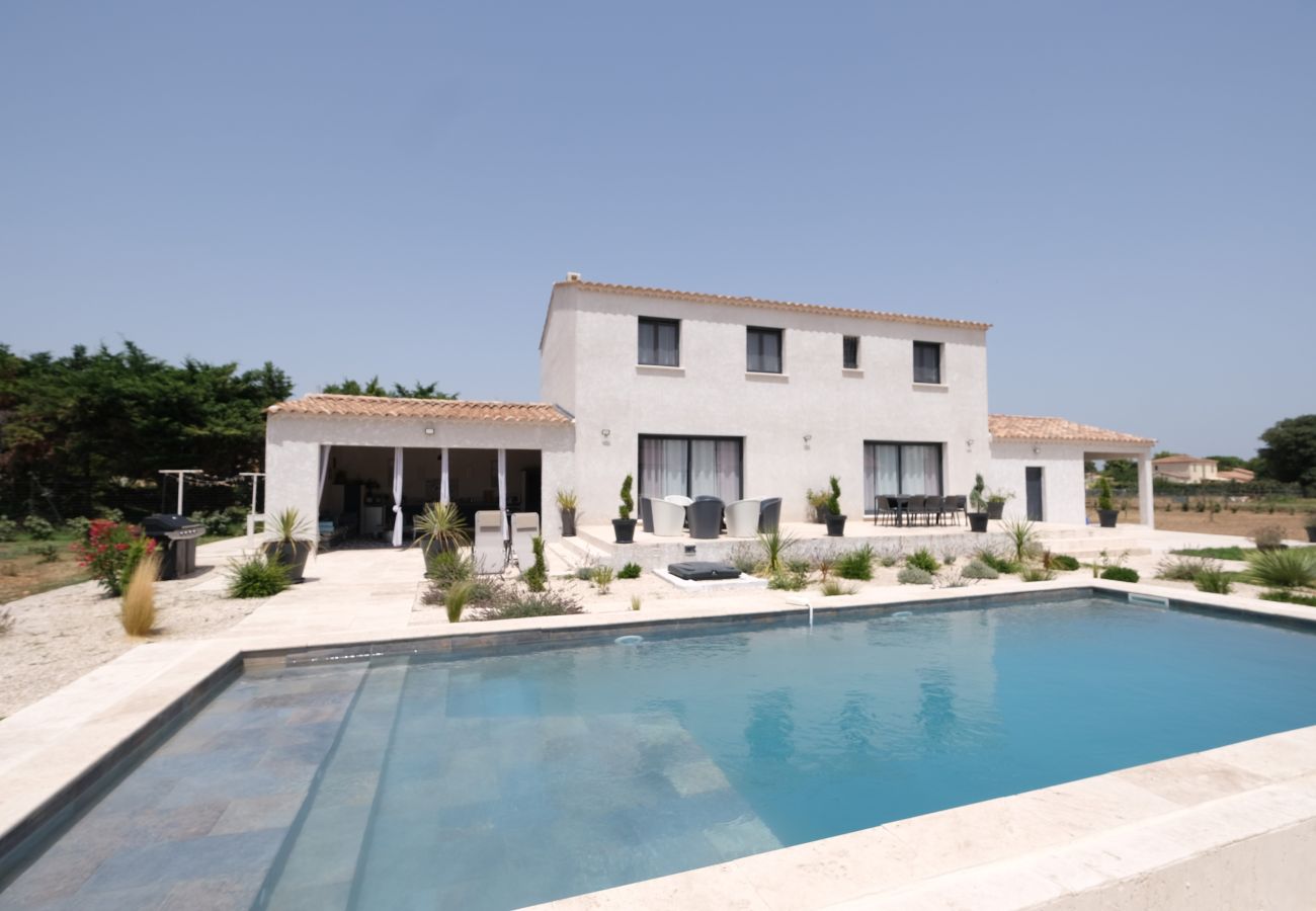 Villa in Arles - Vacation rental house with pool ARLES LS3-432