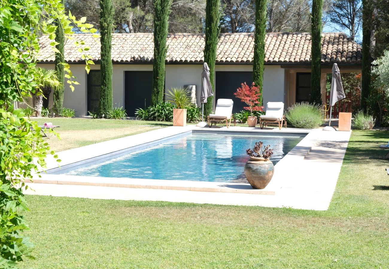 Villa in Lourmarin - Vacation rental house with pool LOURMARIN LS2-385