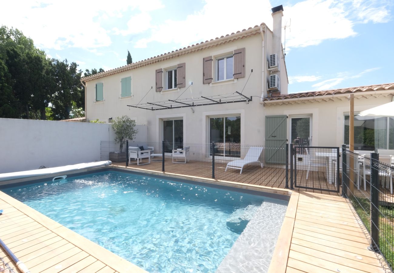 Holiday rental MAUSSANE LES ALPILLES house for rent 8 people