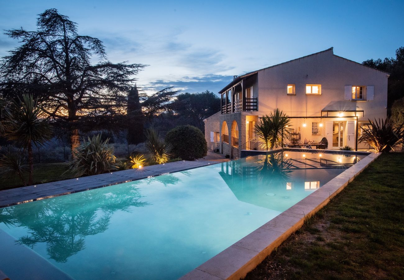 Holiday rental SAINT-CHAMAS villa for rent heated pool