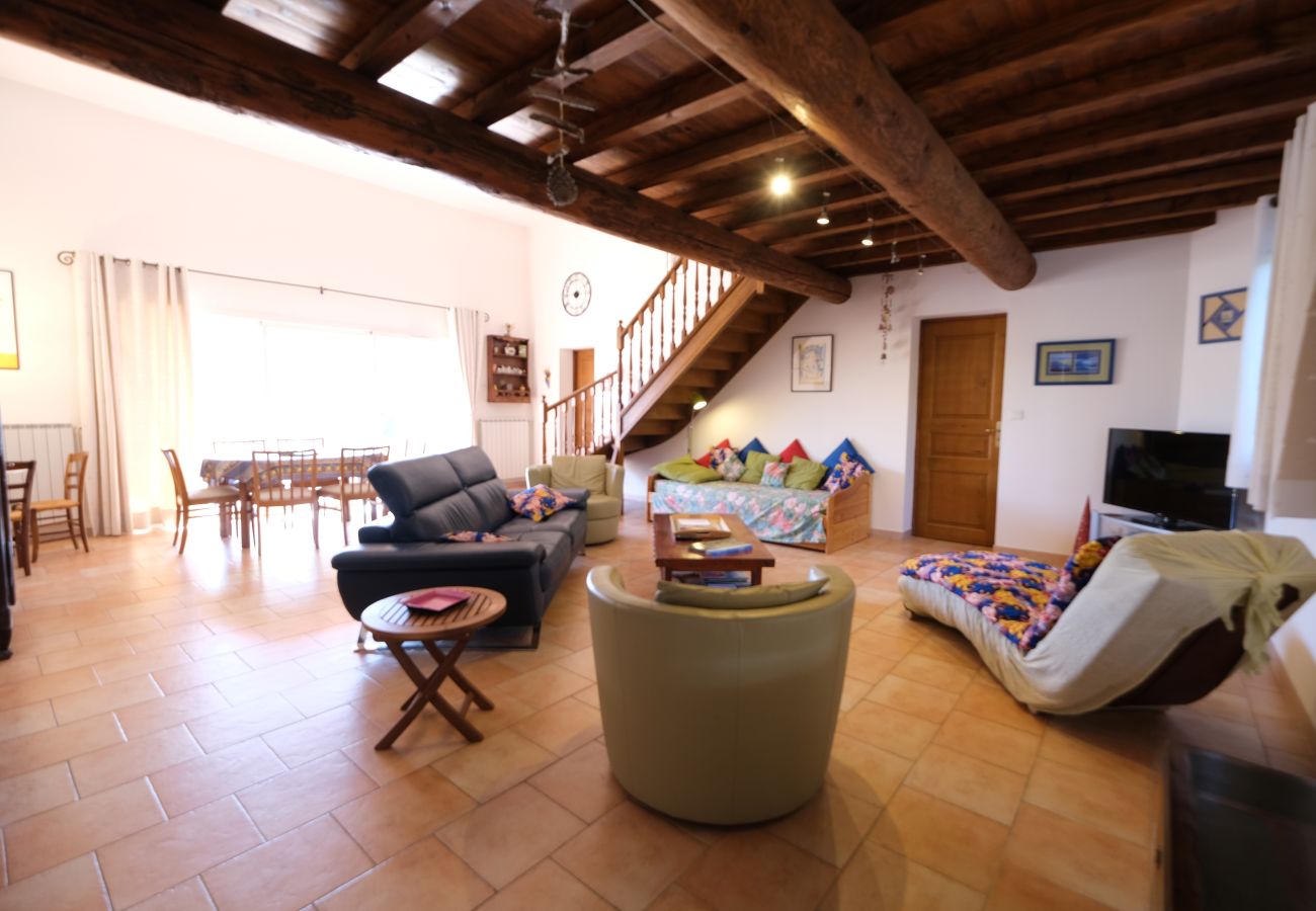 Vacation rental AUREILLE villa for rent living room