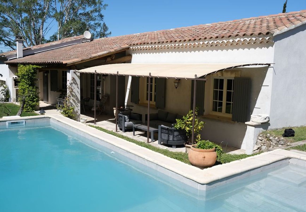 Villa in Taillades - Vacation rental house with pool TAILLADES LS2-368