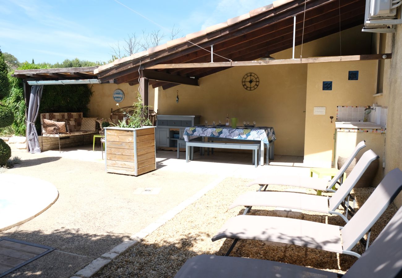 Villa in Maubec - Vacation rental house with pool MAUBEC LS2-126