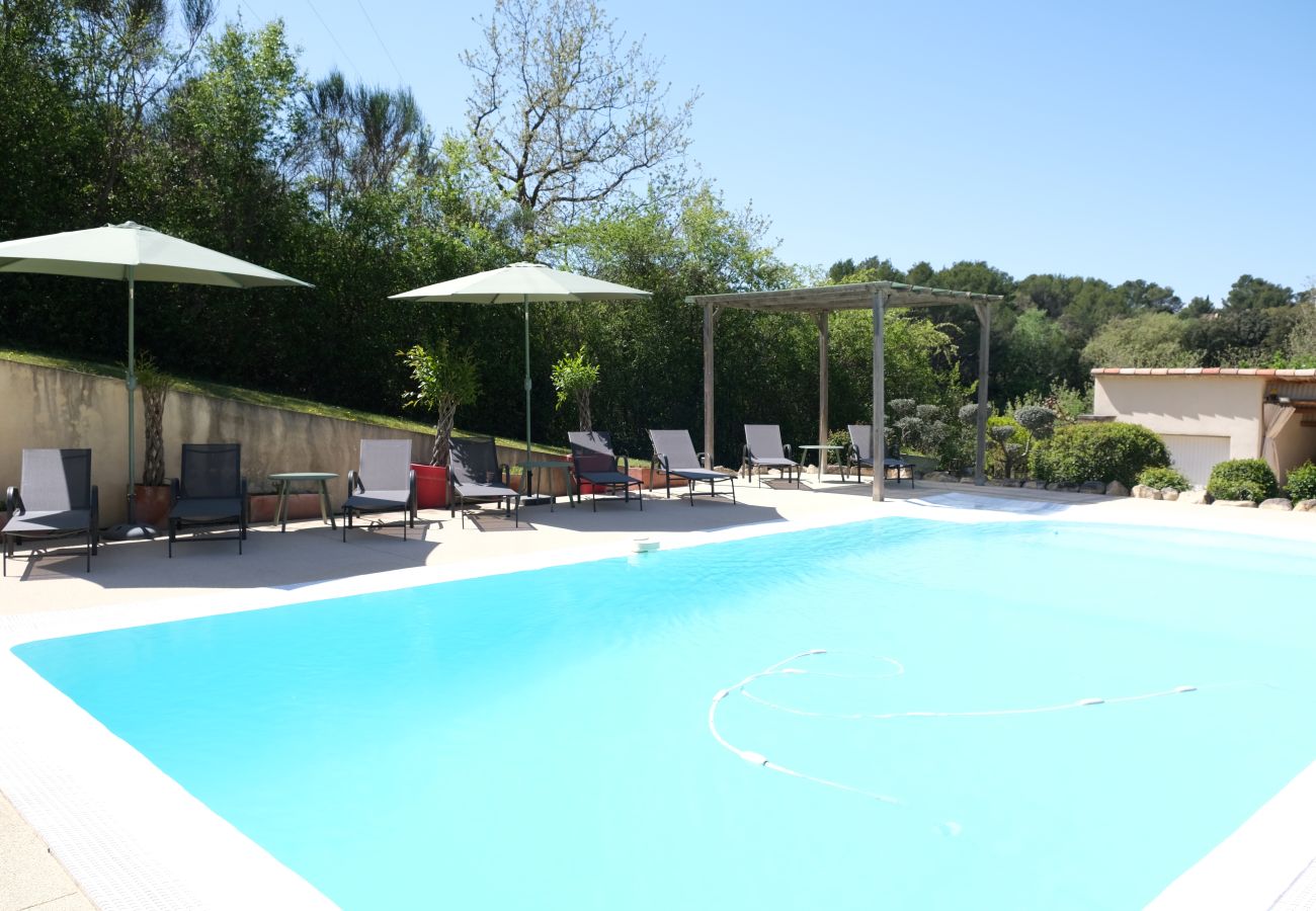 Villa in Puget - Vacation rental house with pool PUGET LS2-422