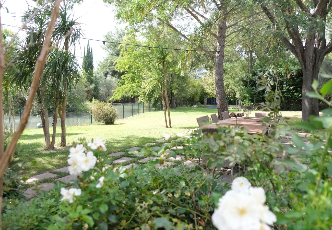 Villa in Tarascon - Villa with heated pool and tennis Fontvieille LS1-448