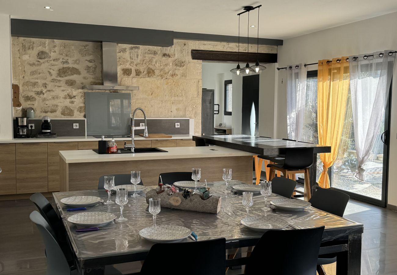 Villa in Beaucaire - vacation rental with pool Beaucaire LS3-450