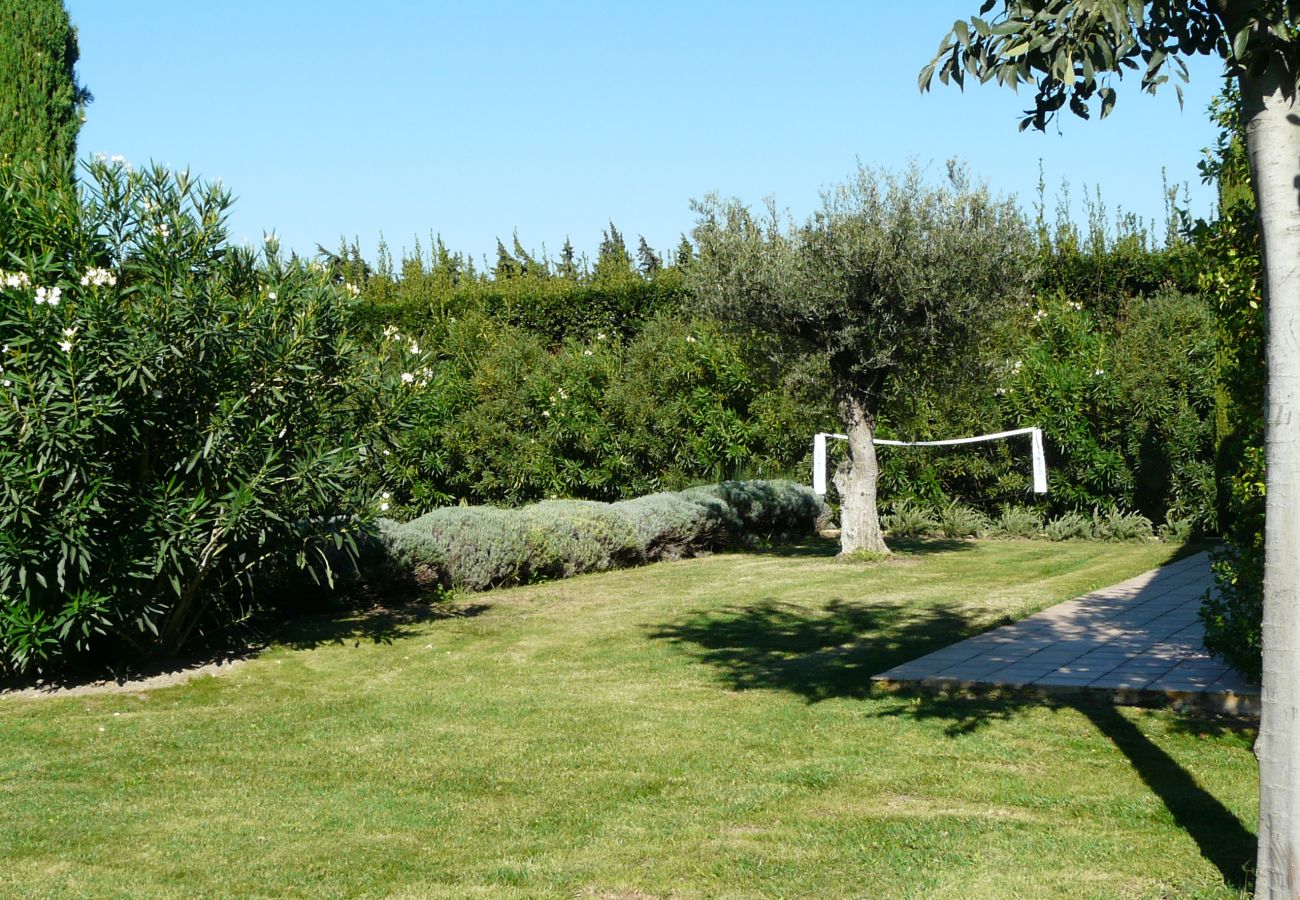 Villa à Mouriès - Location vacances maison piscine mouries LS1-140