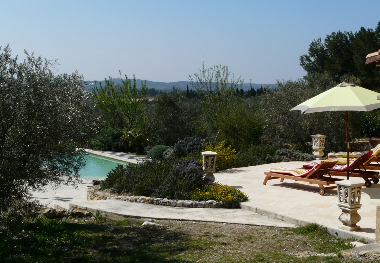 Villa à Mouriès - Location vacances maison piscine MOURIES LS1-174