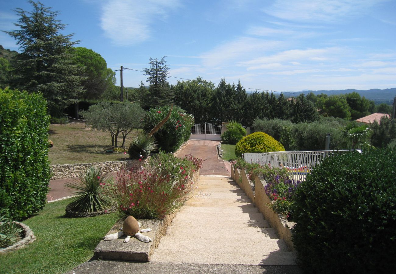 Villa à Mérindol - Location vacances maison piscine MERINDOL LS2-153