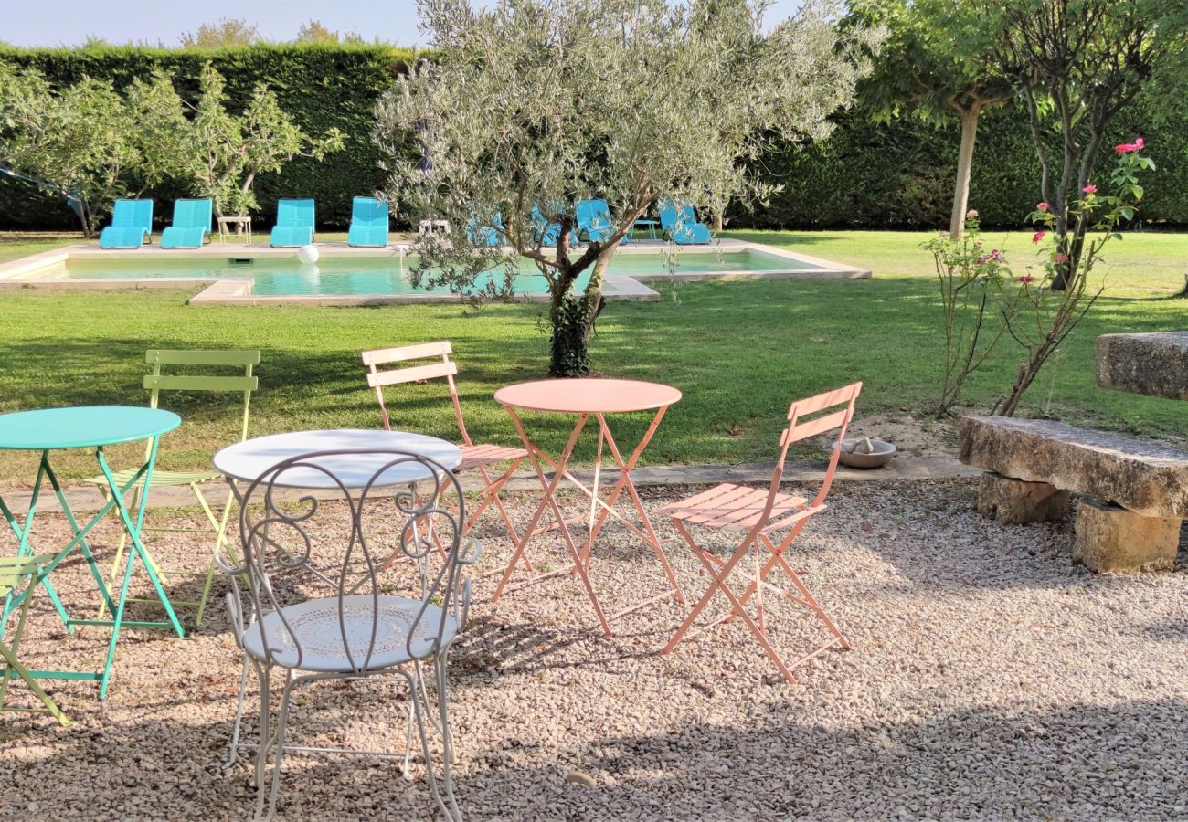 Ferme à Cavaillon - Location vacances maison piscine LES VIGNERES LS2-259