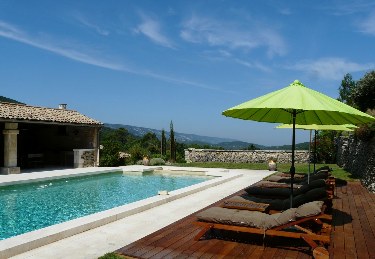 Ferme à Lacoste - Location vacances maison piscine LACOSTE LS2-239