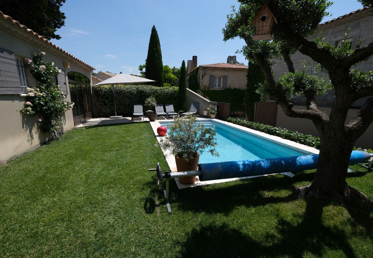 Villa à Aureille - Location vacances maison piscine AUREILLE LS1-277