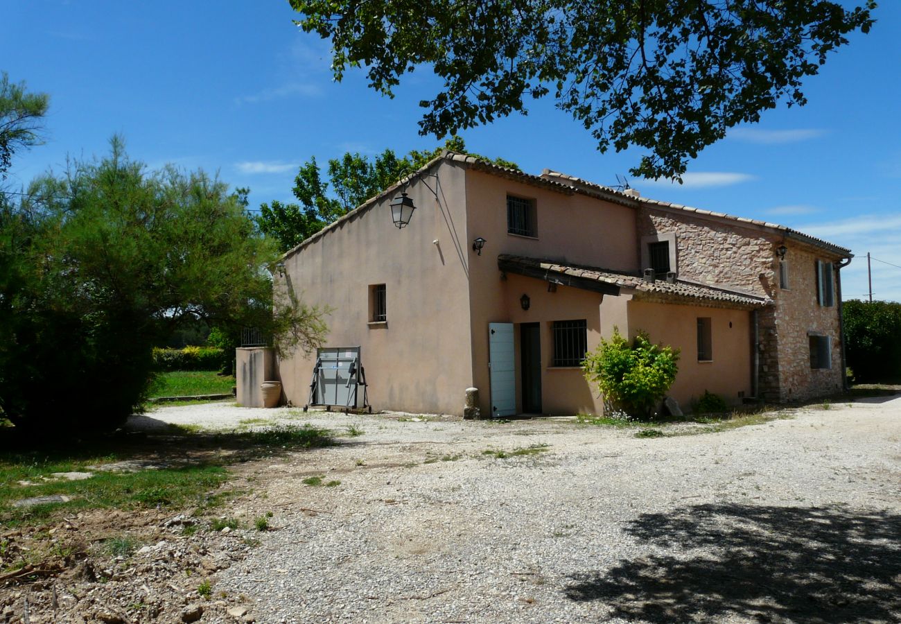 Ferme à Venelles - Location vacances maison piscine VENELLES LS7-257