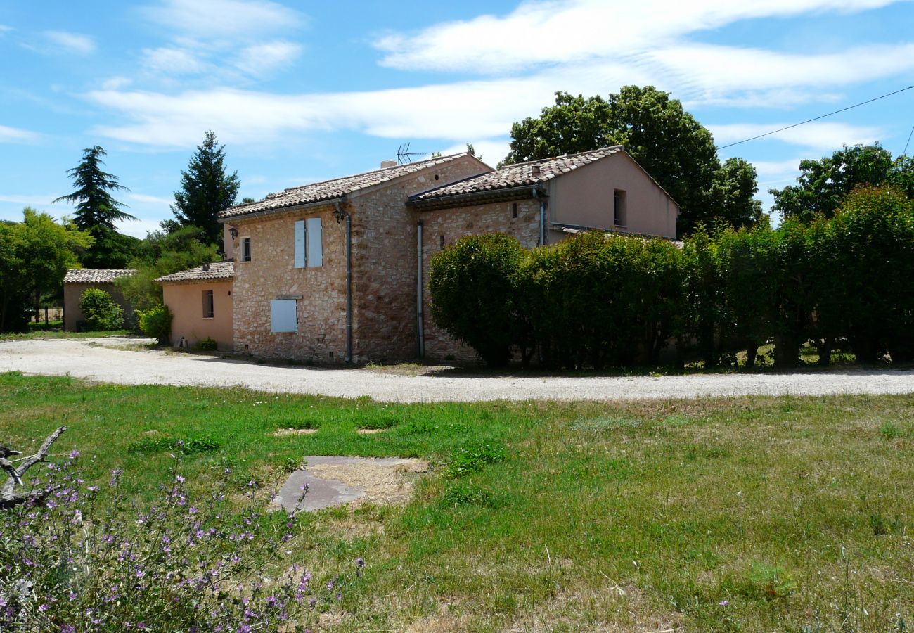 Ferme à Venelles - Location vacances maison piscine VENELLES LS7-257