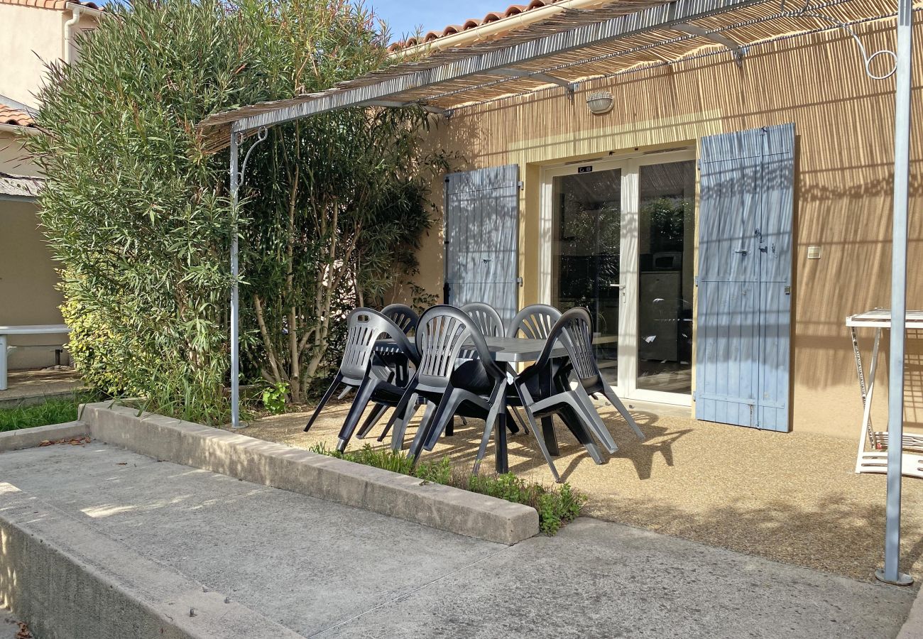 Résidence à Mouriès - Location vacances maison piscine MOURIES LS1-362