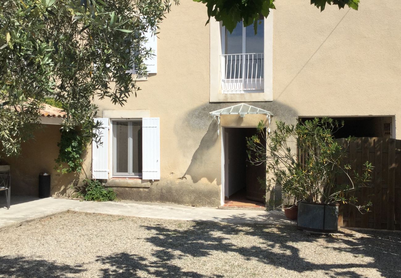 Ferme à Bédarrides - Location vacances piscine BEDARRIDES LS6-342