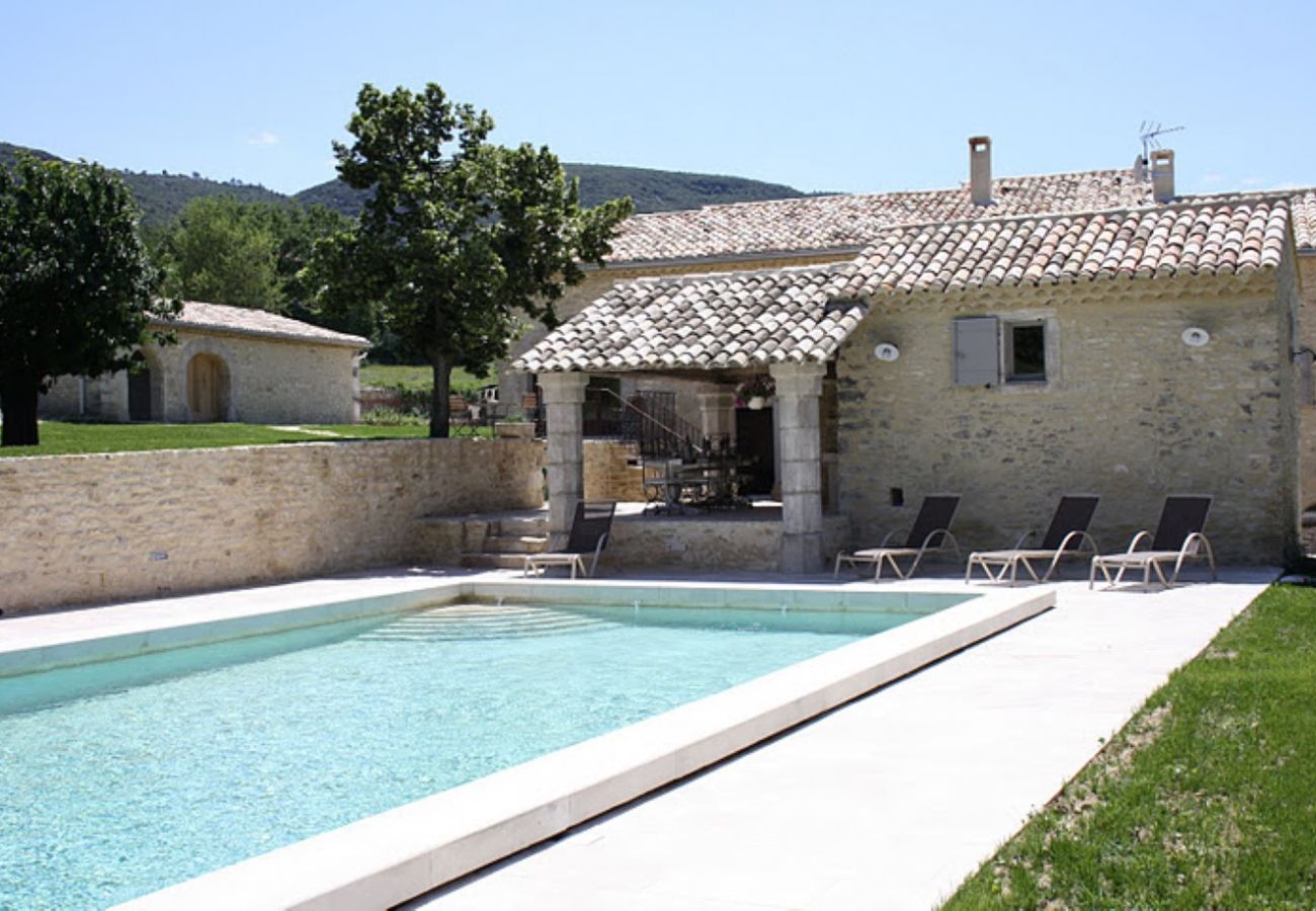 Ferme à Bonnieux - location vacances maison piscine BONNIEUX LS2-85