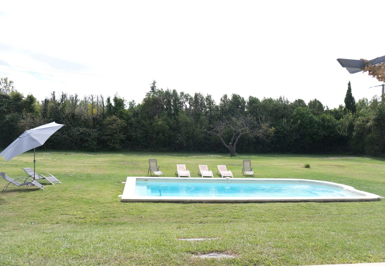 Villa à Mouriès - Location vacances maison piscine MOURIES LS1-343