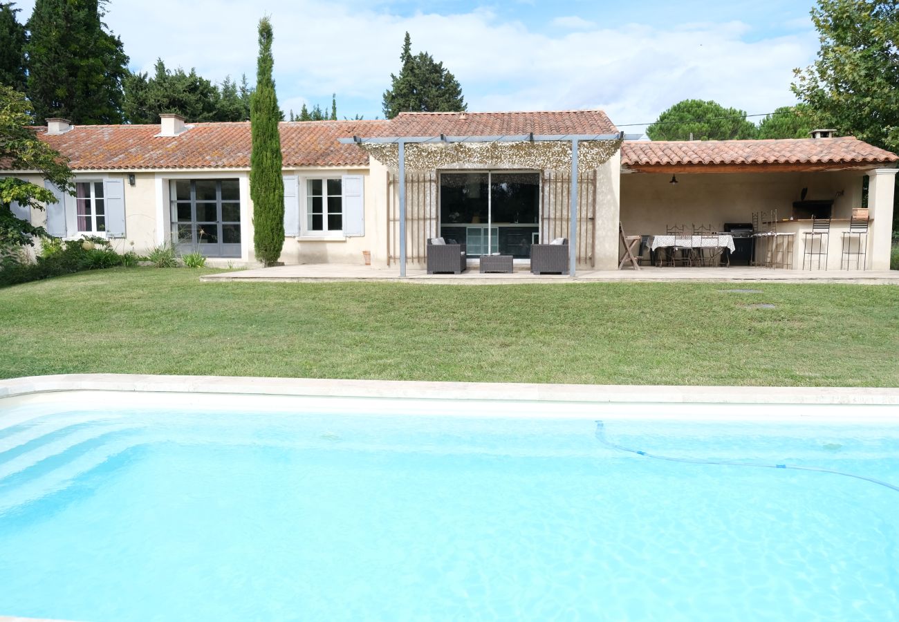 Villa à Mouriès - Location vacances maison piscine MOURIES LS1-343