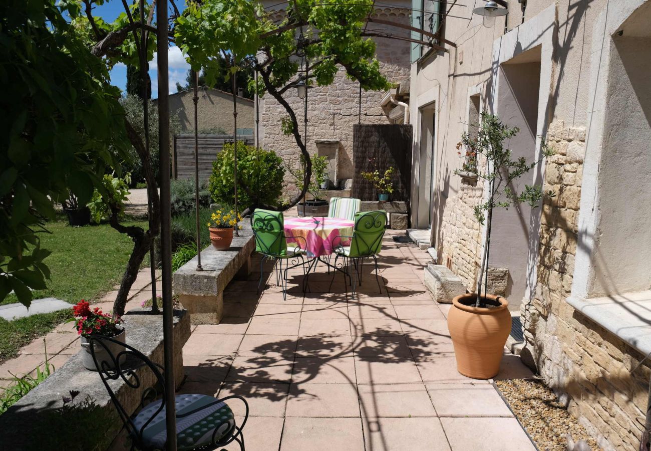 Ferme à Carpentras - Location vacances piscine CARPENTRAS LS4-374