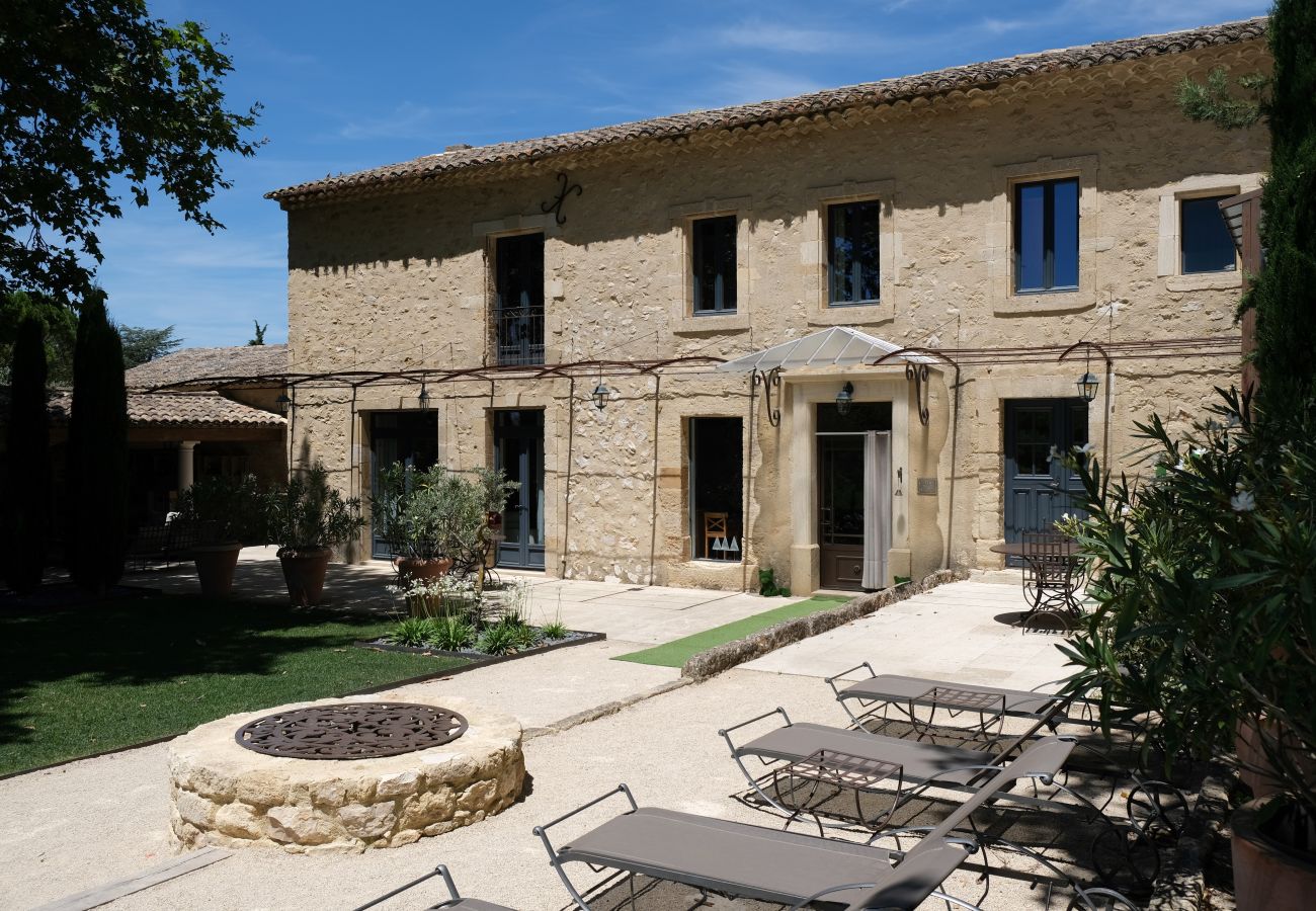 Ferme à Cavaillon - Location vacances mas piscine LES TAILLADES LS2-11