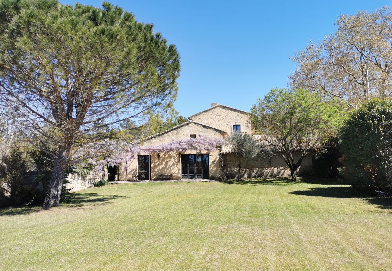 Ferme à Cavaillon - Location vacances mas piscine LES TAILLADES LS2-11