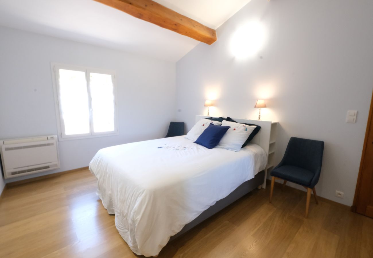 Location vacances CAVAILLON mas à louer 5 chambres