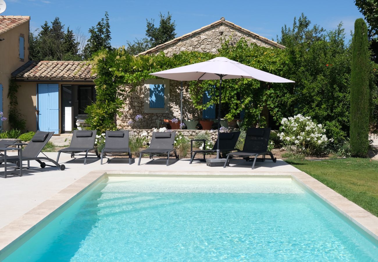 Villa à Robion - Location vacances maison piscine ROBION LS2-326