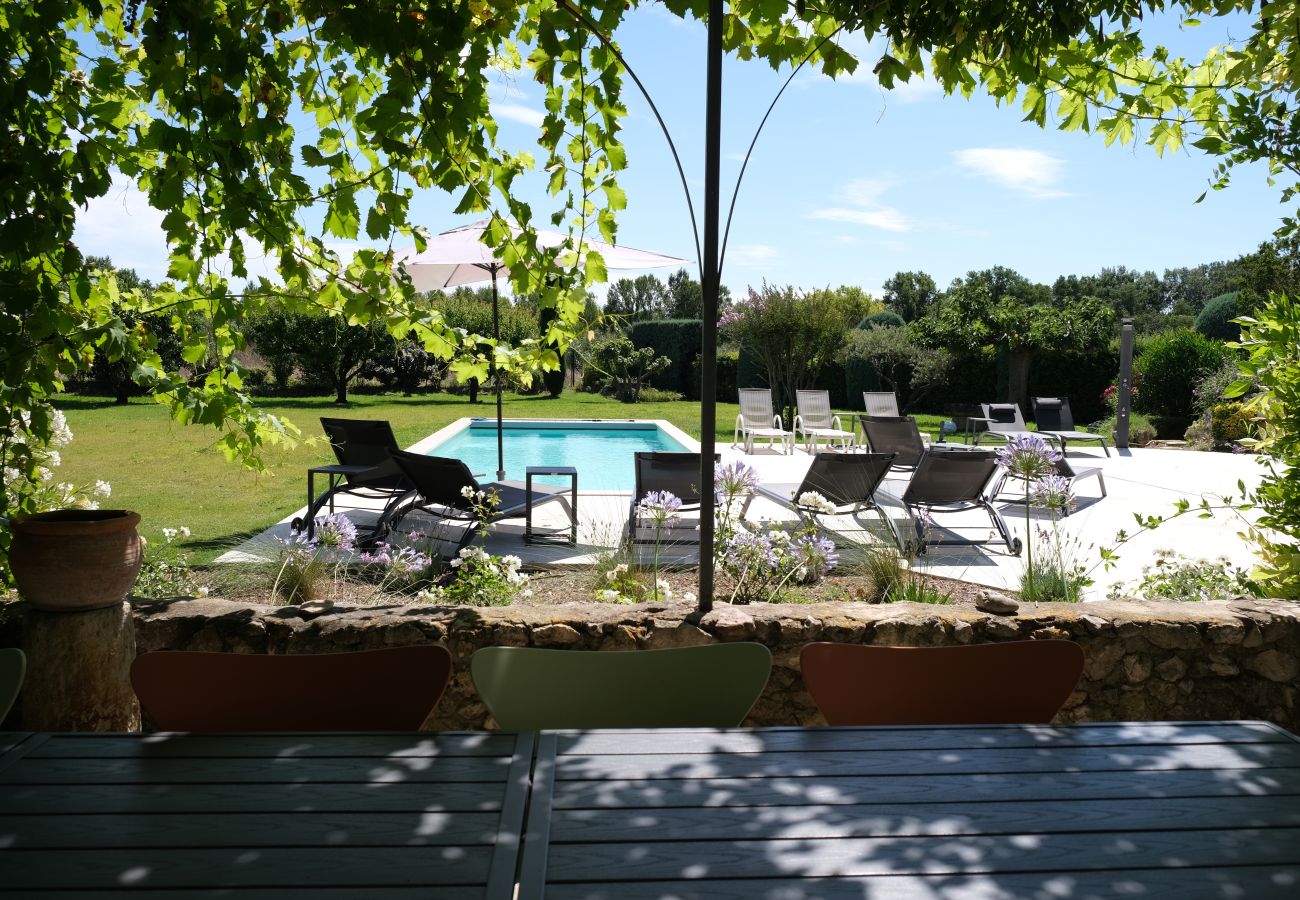 Villa à Robion - Location vacances maison piscine ROBION LS2-326