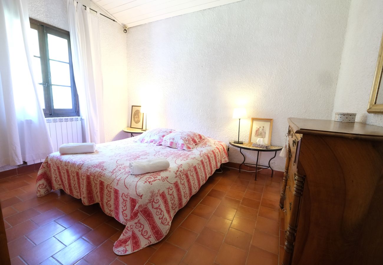 Location vacances SAINT-RÉMY-DE-PROVENCE a louer 5 chambres