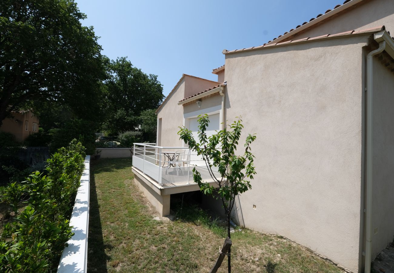 Villa à Mas-Blanc-des-Alpilles - Location vacances maison piscine SAINT REMY DE PROVENCE LS1-418