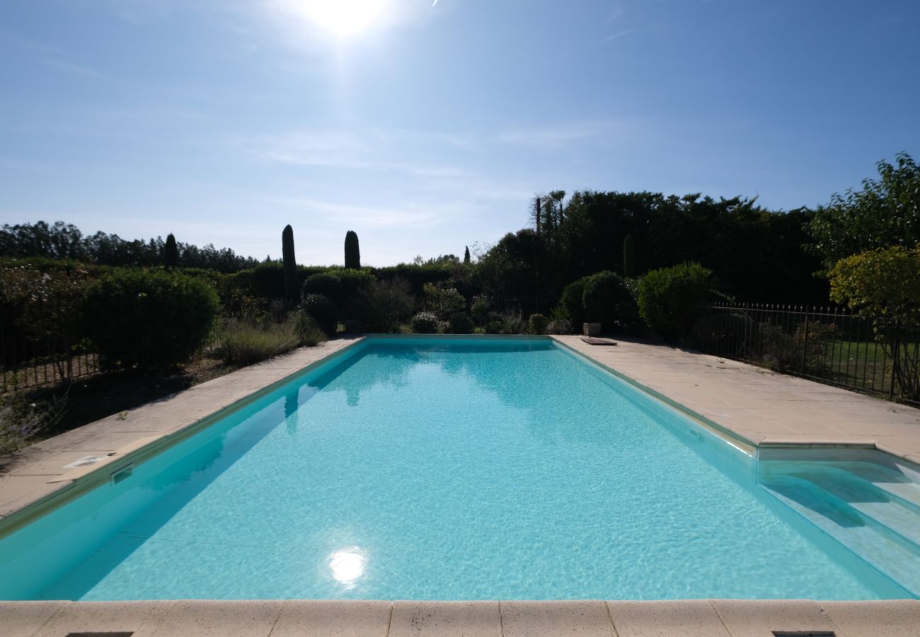 Ferme à Lagnes - Location vacances maison piscine LAGNES LS2-433