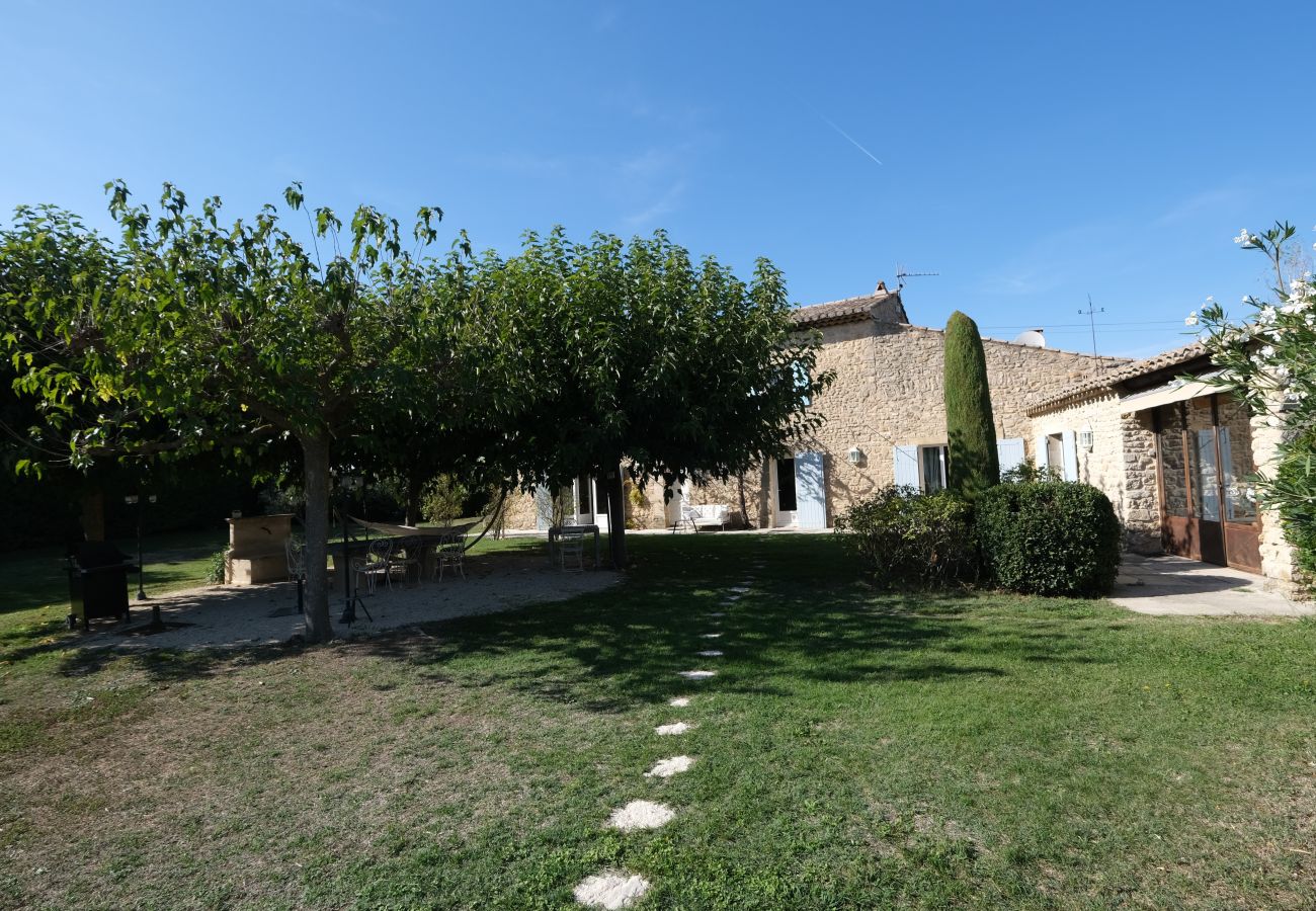 Ferme à Lagnes - Location vacances maison piscine LAGNES LS2-433