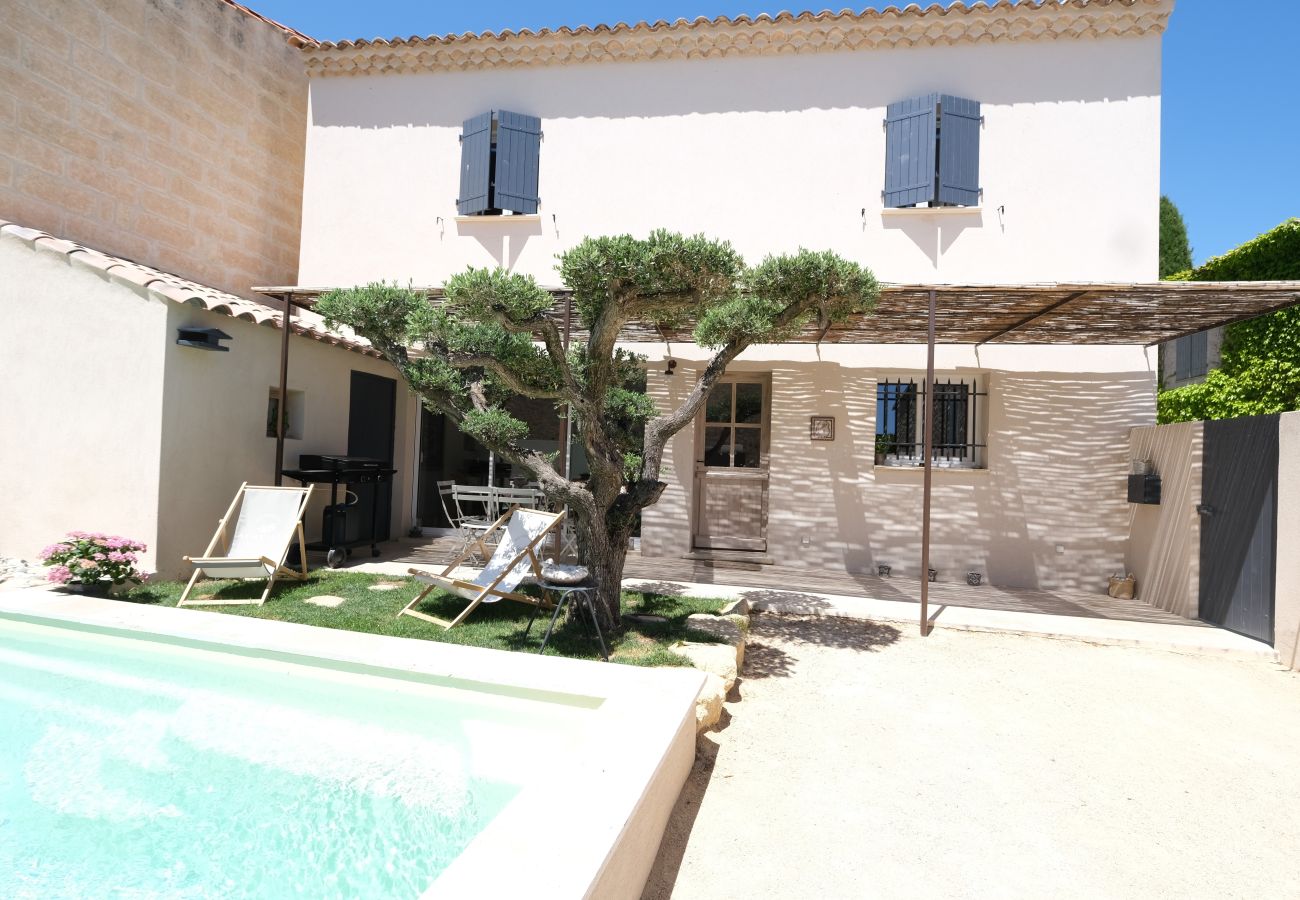 Location vacances AUREILLE maison a louer 6 personnes piscine